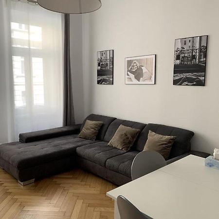 City-Apartment In Wieden Eksteriør billede
